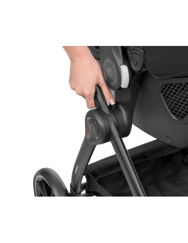 Комбинирана количка 3в1 с кош за новородено...