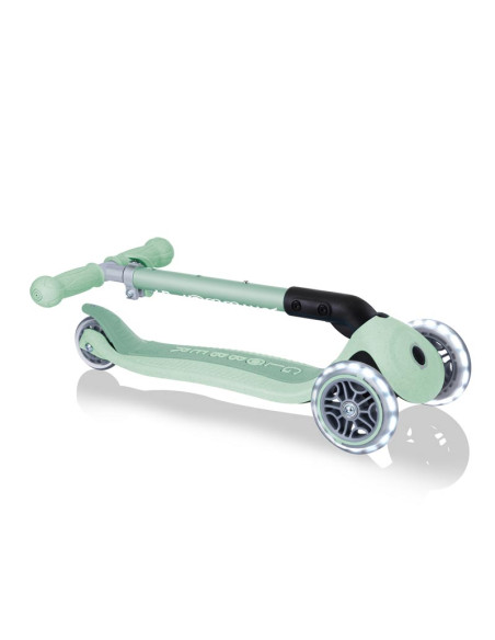 Сгъваема еко тротинетка с 3 колела GLOBBER JUNIOR FOLDABLE LIGHTS ECOLOGIC - цвят пистачио