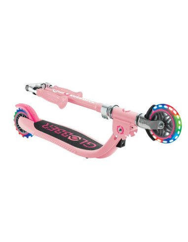 Детска сгъваема тротинетка с две светещи колела...