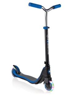 Тротинетка Flow 125 Light с нова T-образна кормилна рамка...