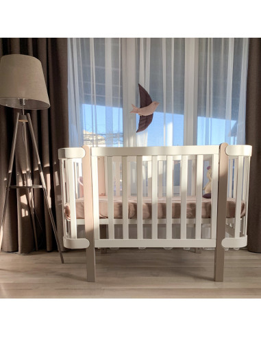 Veres бебешка кошара от бук Монако...