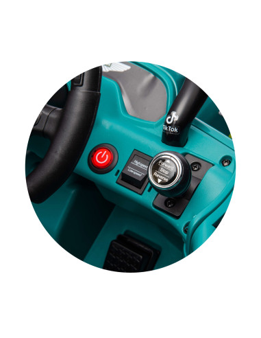 Електрическа кола Aston Martin зелена