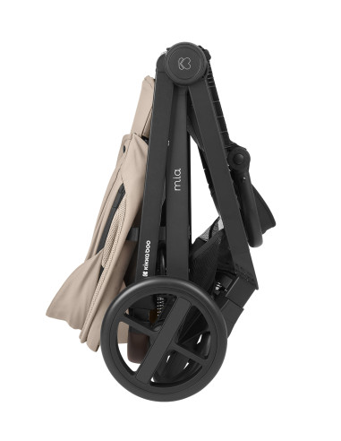Комбинирана количка 3в1 с кош за новородено Mia...