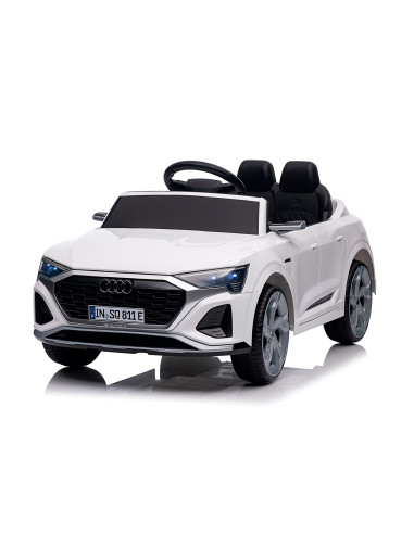 Ел.джип Audi SQ8 бял