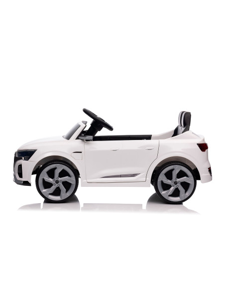 Ел.джип Audi SQ8 бял