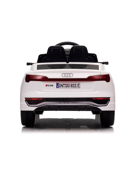 Ел.джип Audi SQ8 бял