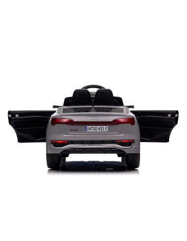 Ел.джип Audi SQ8 сив