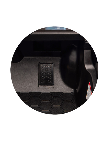 Ел.джип Porsche Kayenne черен