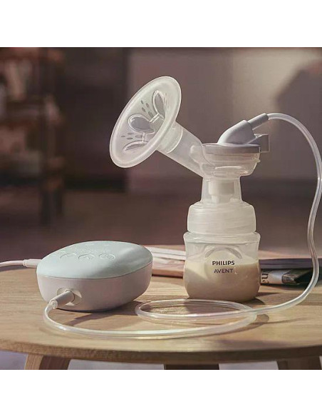 Комплект от Единична електрическа помпа за изцеждане на кърма Philips AVENT Essential, 1 бр. шише Natural Response 125 мл, 5 бр.