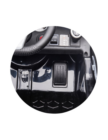 Електрическа кола Mercedes Benz SLC300 черна