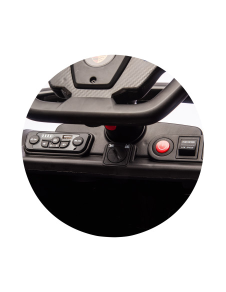 Електрическа кола Formula E Porsche червена