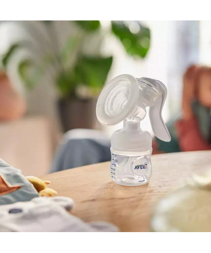 Philips AVENT Ръчна помпа за изцеждане на кърма Natural Motion с контейнери VIA SCF430/13