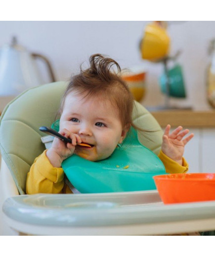 Комплект от 5 броя лъжички за самостоятелно хранене от бебето Tommee Tippee, 6м+