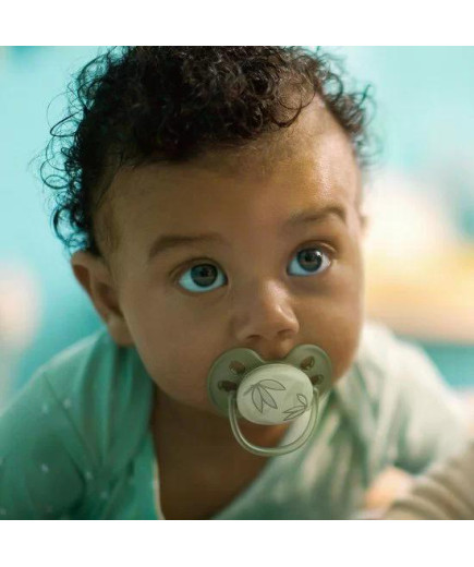 Комплект от 2 бр. ортодонтични залъгалки Philips AVENT SCF091/07 Ultra Soft 0-6м, синя с декорация Тукан и Листа, в кутия за сте