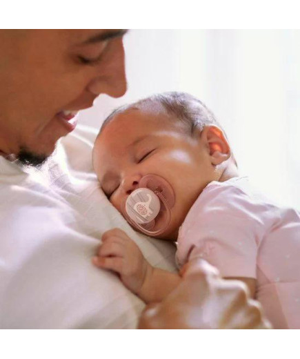 Комплект от 2 бр. ортодонтични залъгалки Philips AVENT SCF091/09 Ultra Soft 0-6м, с декорация Слонче и Палми, в кутия за стерили