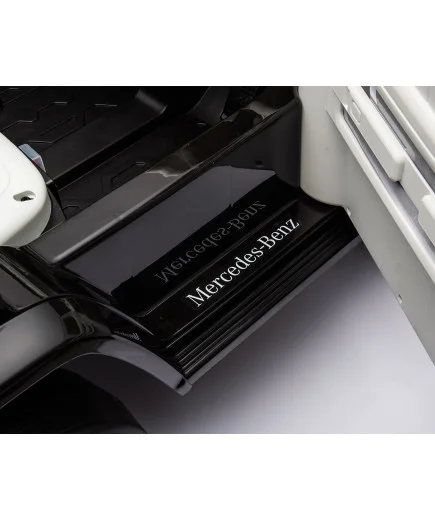 Акумулаторна кола Licensed Mercedes Benz EQG Black + батерия 12V/9AH
