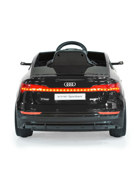 Акумулаторен джип Audi Sportback черен металик