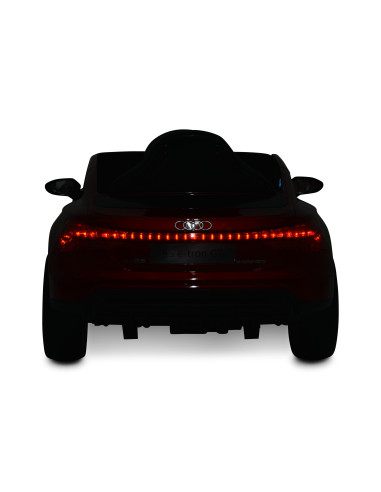 Акумулаторна кола Audi RS e-tron 717 сив металик